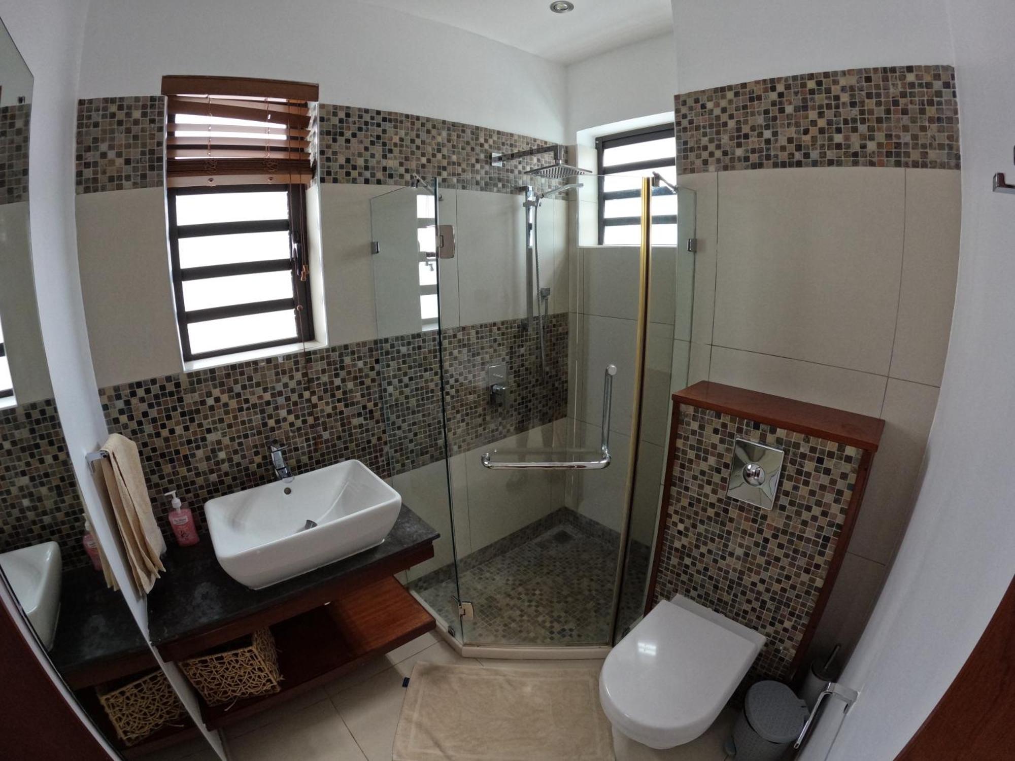 Olana Blue - Beachfront Apartment Rivière Noire Zewnętrze zdjęcie